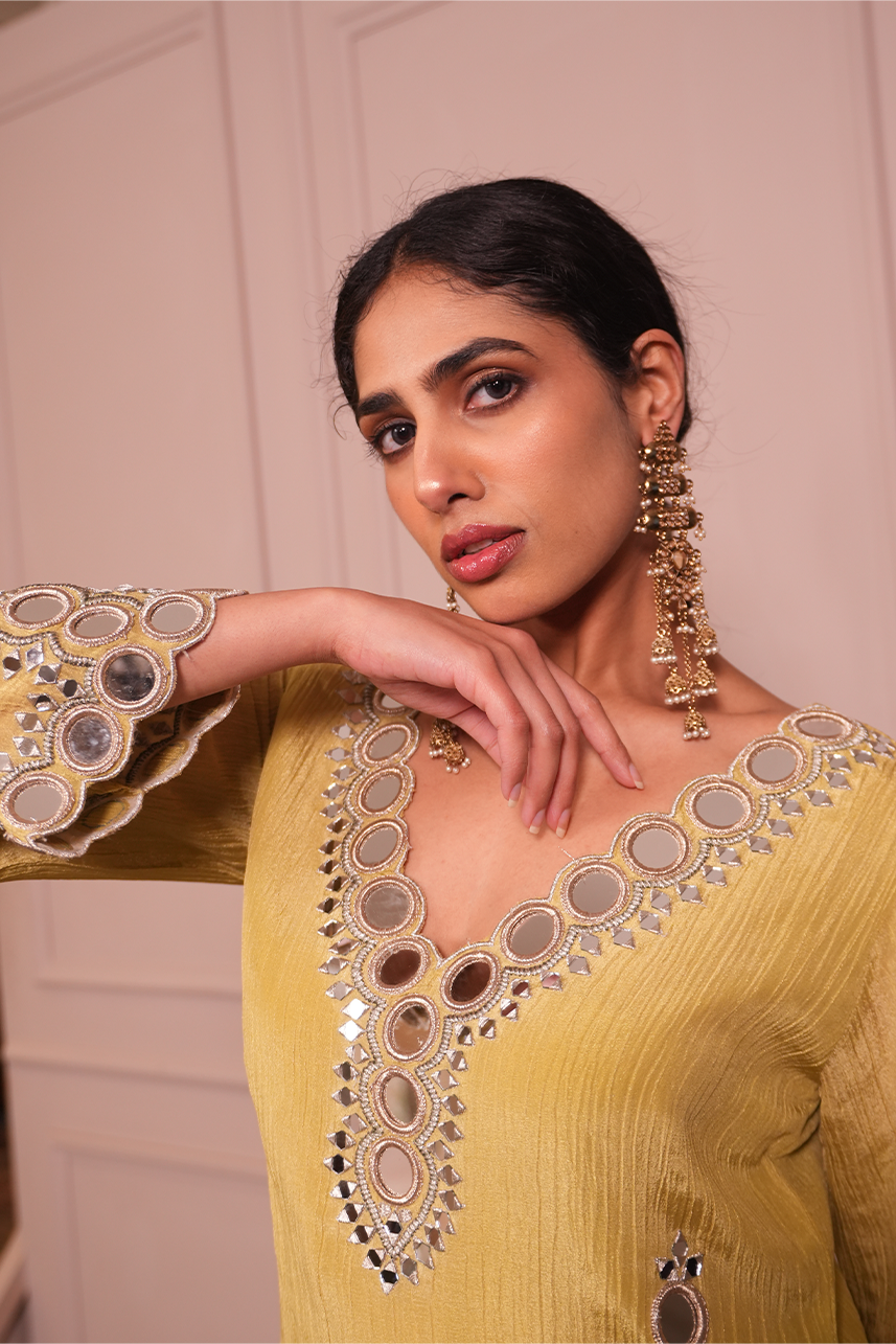 The Yellow Pari