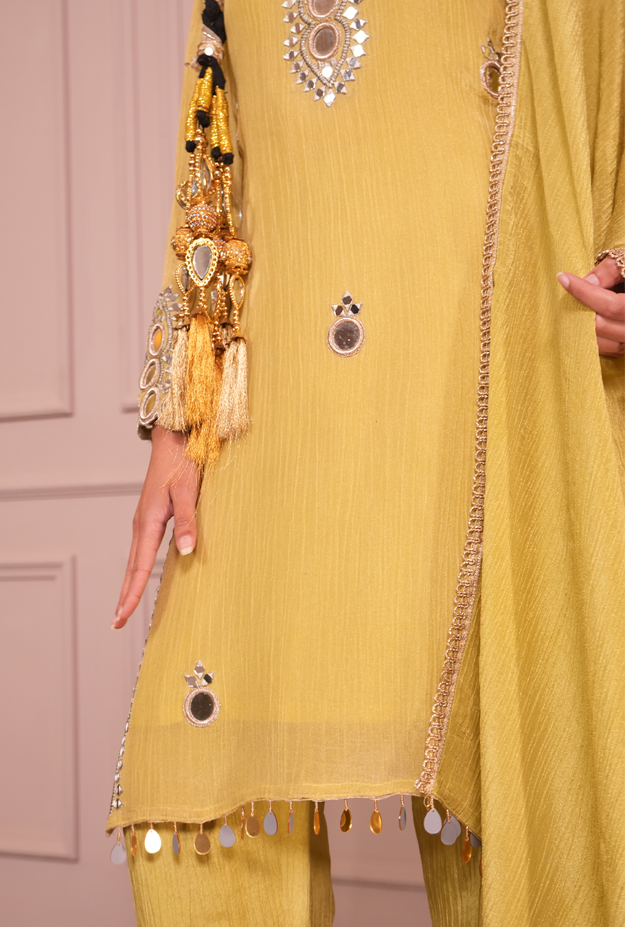 The Yellow Pari